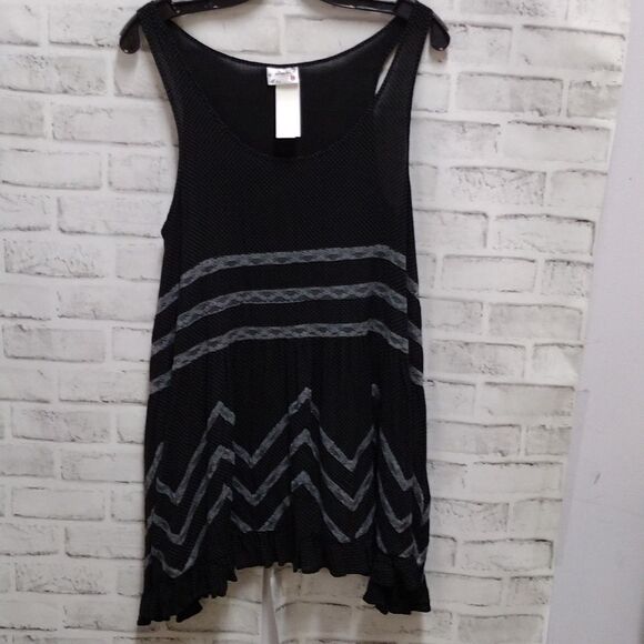 Free people top - Picture 1 of 3